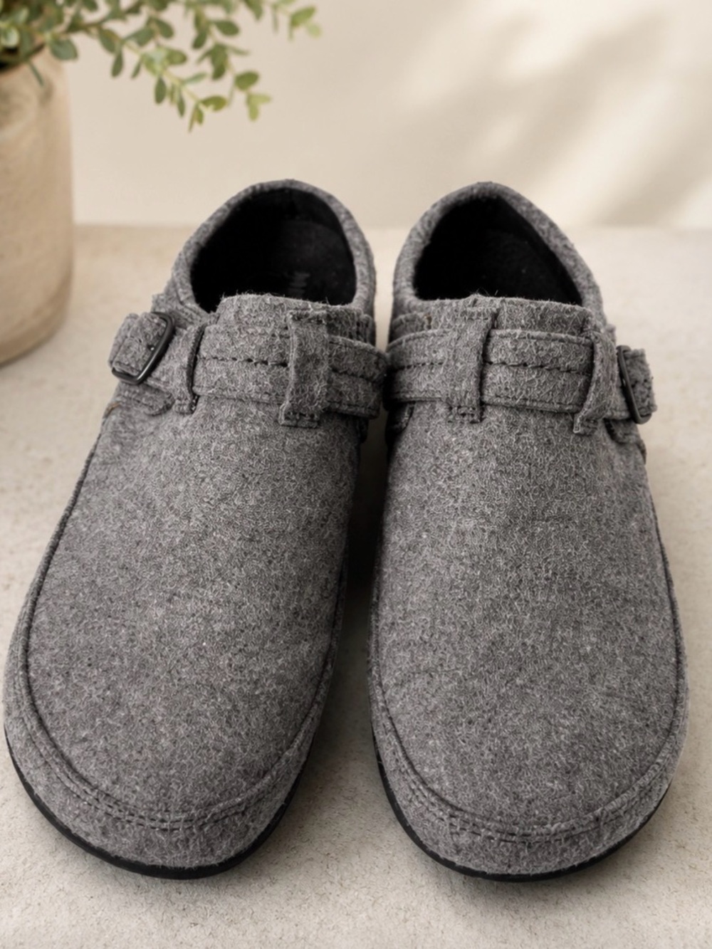 * Merrell Womens Wool Slip-On Shoes With Adjustable Strap Gray Size Comfortable
